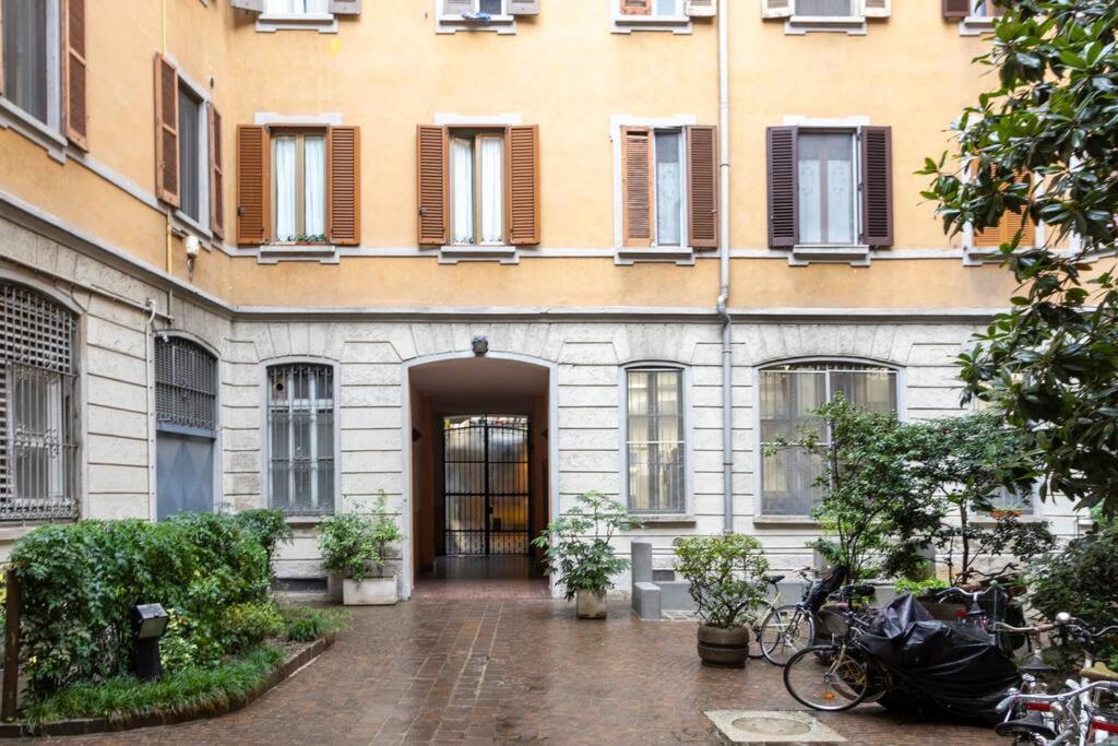 Apartament The Italian Design - 10 Minutes To Duomo Mediolan Zewnętrze zdjęcie